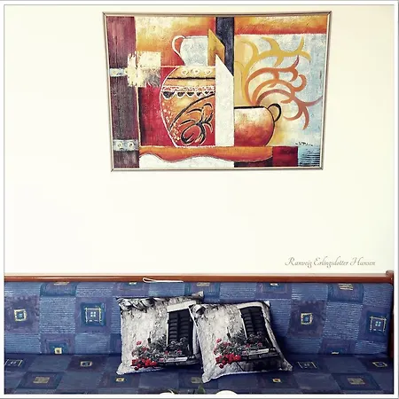 Sky-line Apartment *